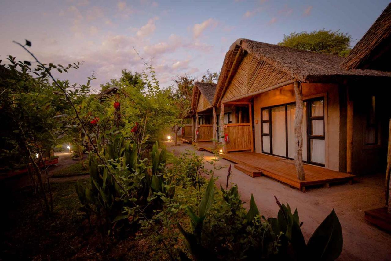 African Excursions Guest House Khwai エクステリア 写真