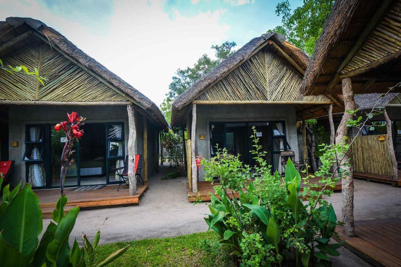 African Excursions Guest House Khwai エクステリア 写真
