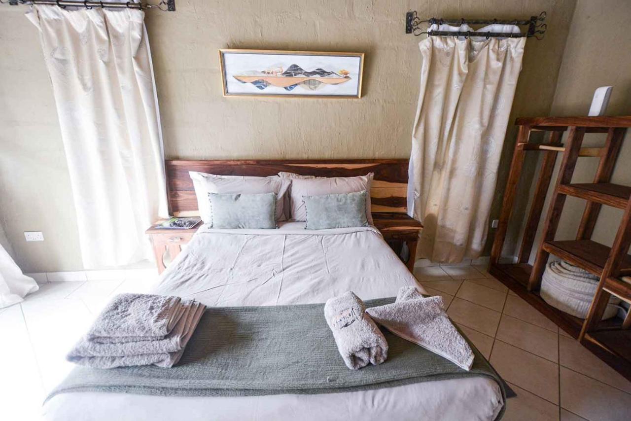 African Excursions Guest House Khwai エクステリア 写真