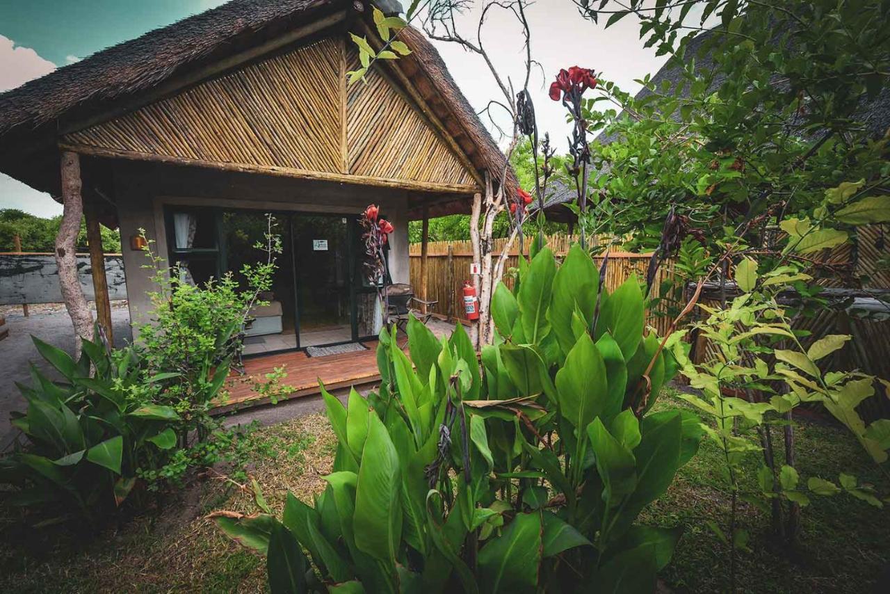 African Excursions Guest House Khwai エクステリア 写真