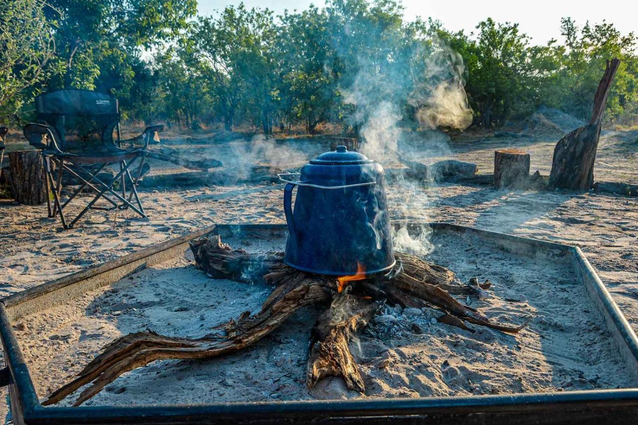 African Excursions Guest House Khwai エクステリア 写真