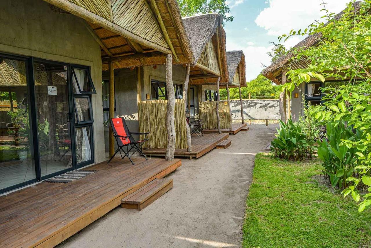 African Excursions Guest House Khwai エクステリア 写真