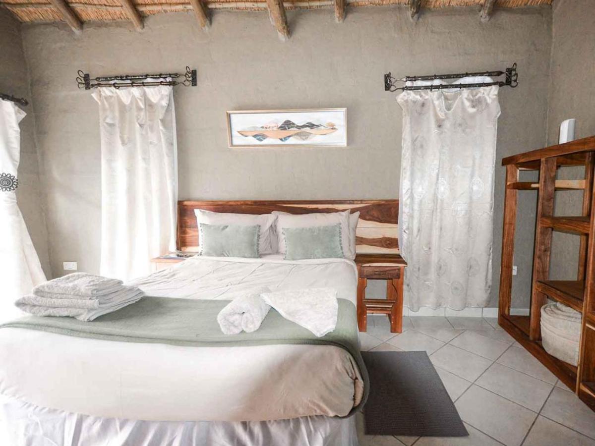African Excursions Guest House Khwai エクステリア 写真