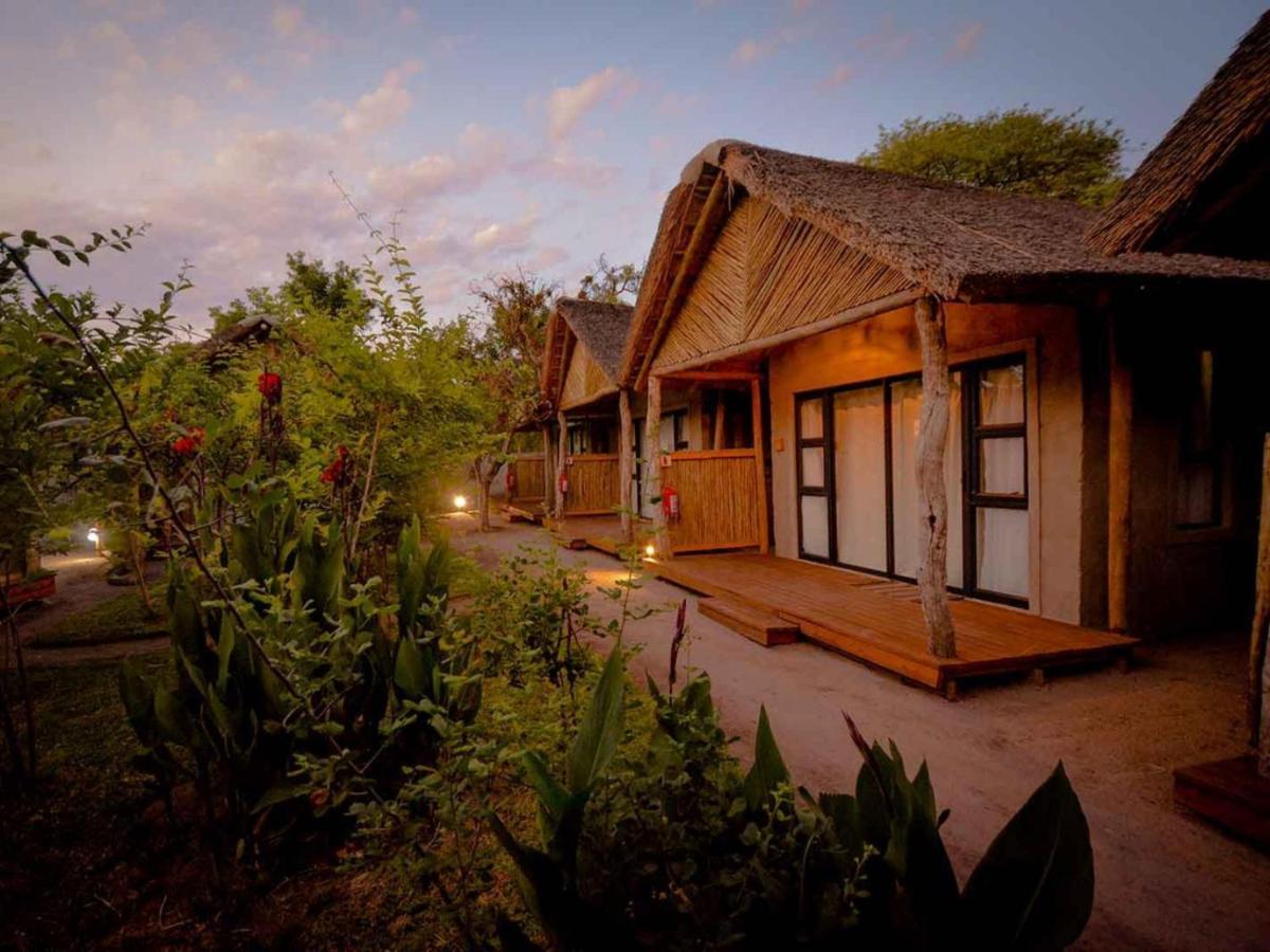 African Excursions Guest House Khwai エクステリア 写真