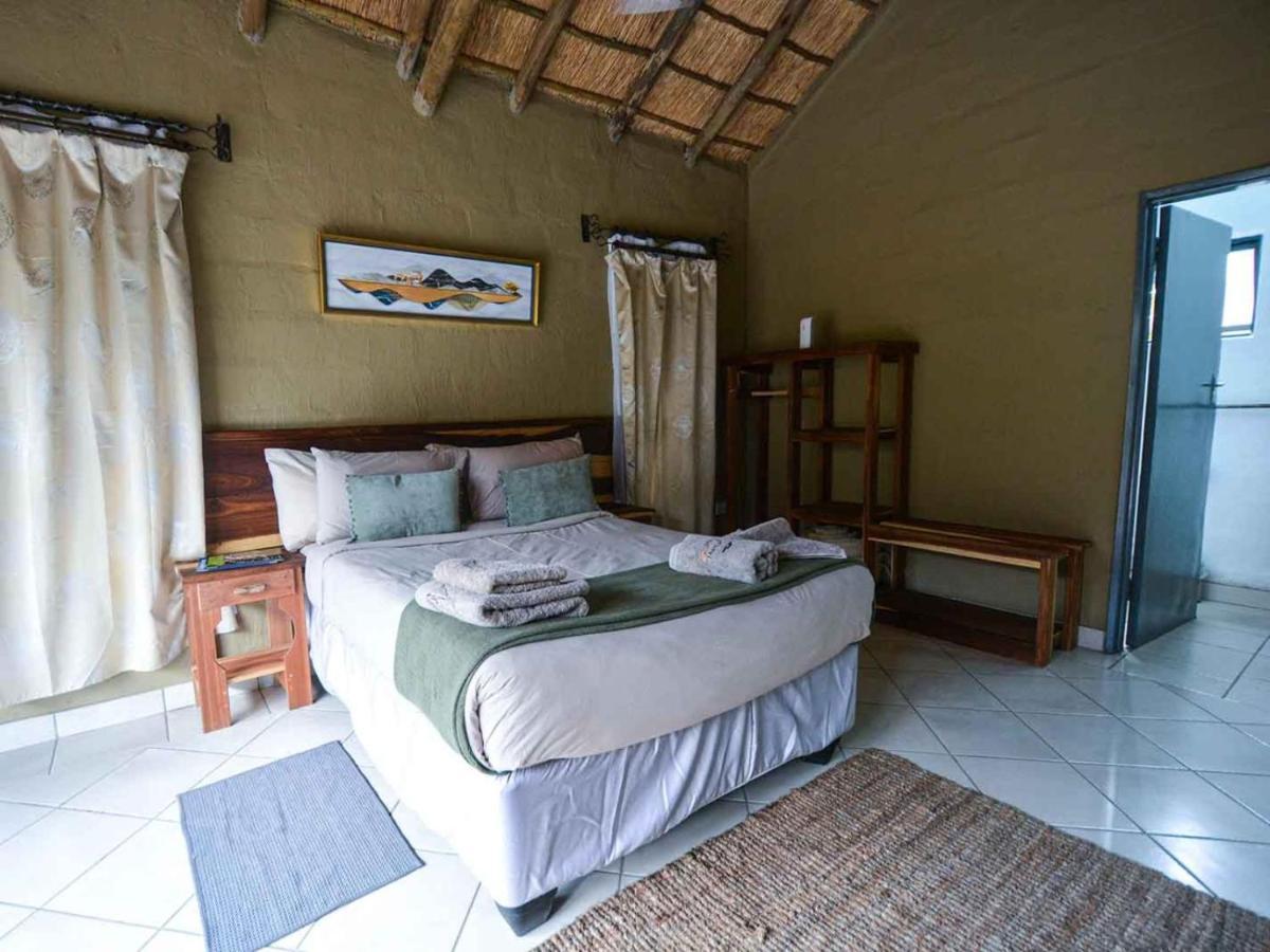 African Excursions Guest House Khwai エクステリア 写真