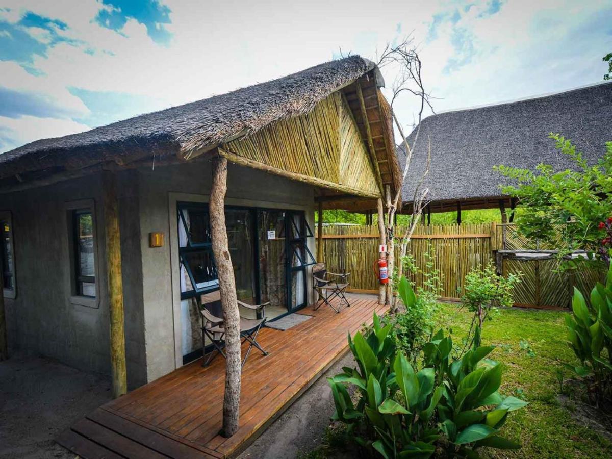 African Excursions Guest House Khwai エクステリア 写真